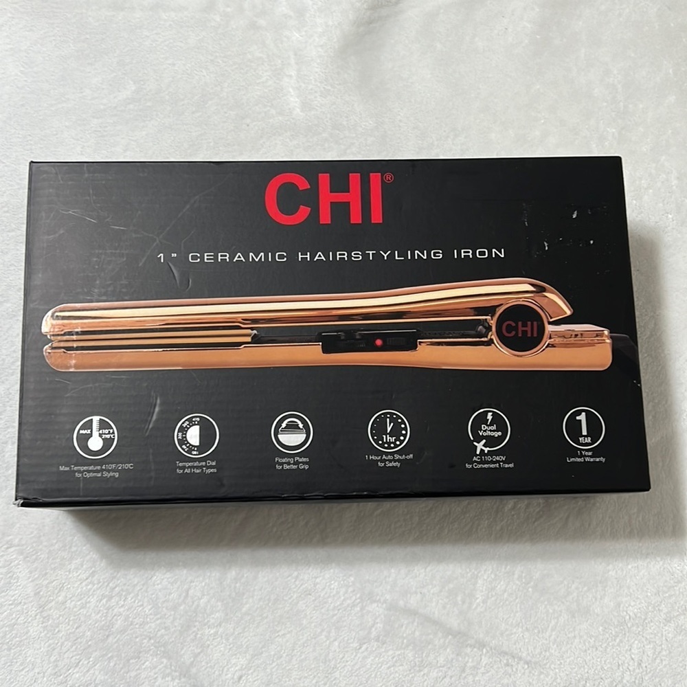 CHI | 1-Inch Ceramic Flat Iron, Leopard Print. New without box
